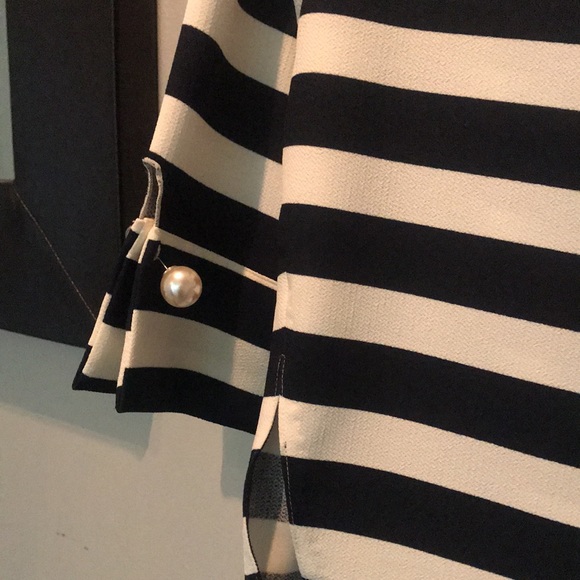 Zara shirt navy/white stripe with pearl hooks! - Picture 2 of 4